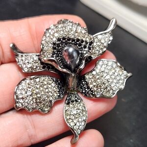 Crystal Iris Flower Brooch